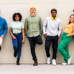 Diverse Gruppe zeigt Lebendigkeit und Individualität - Fortbildung zu professionellen Beratungskompetenzen in der pädagogischen Arbeit Lebenshilfe Alfeld